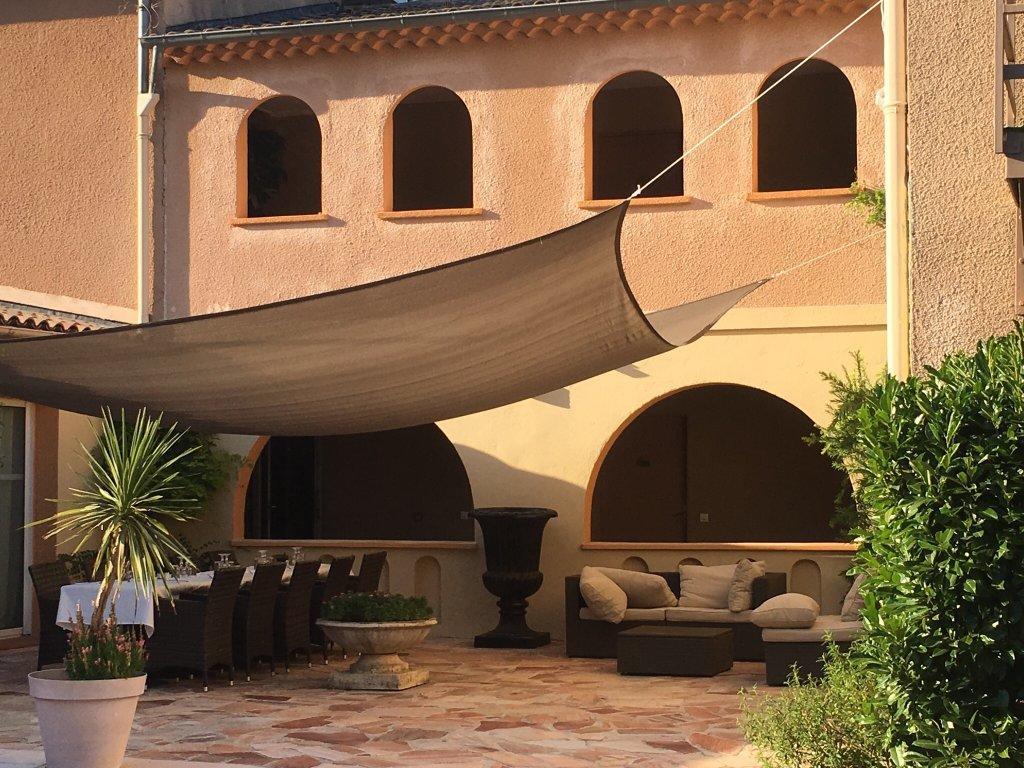 Logis Hostellerie De L'Abbaye เลอ โตโรเนต์ ภายนอก รูปภาพ
